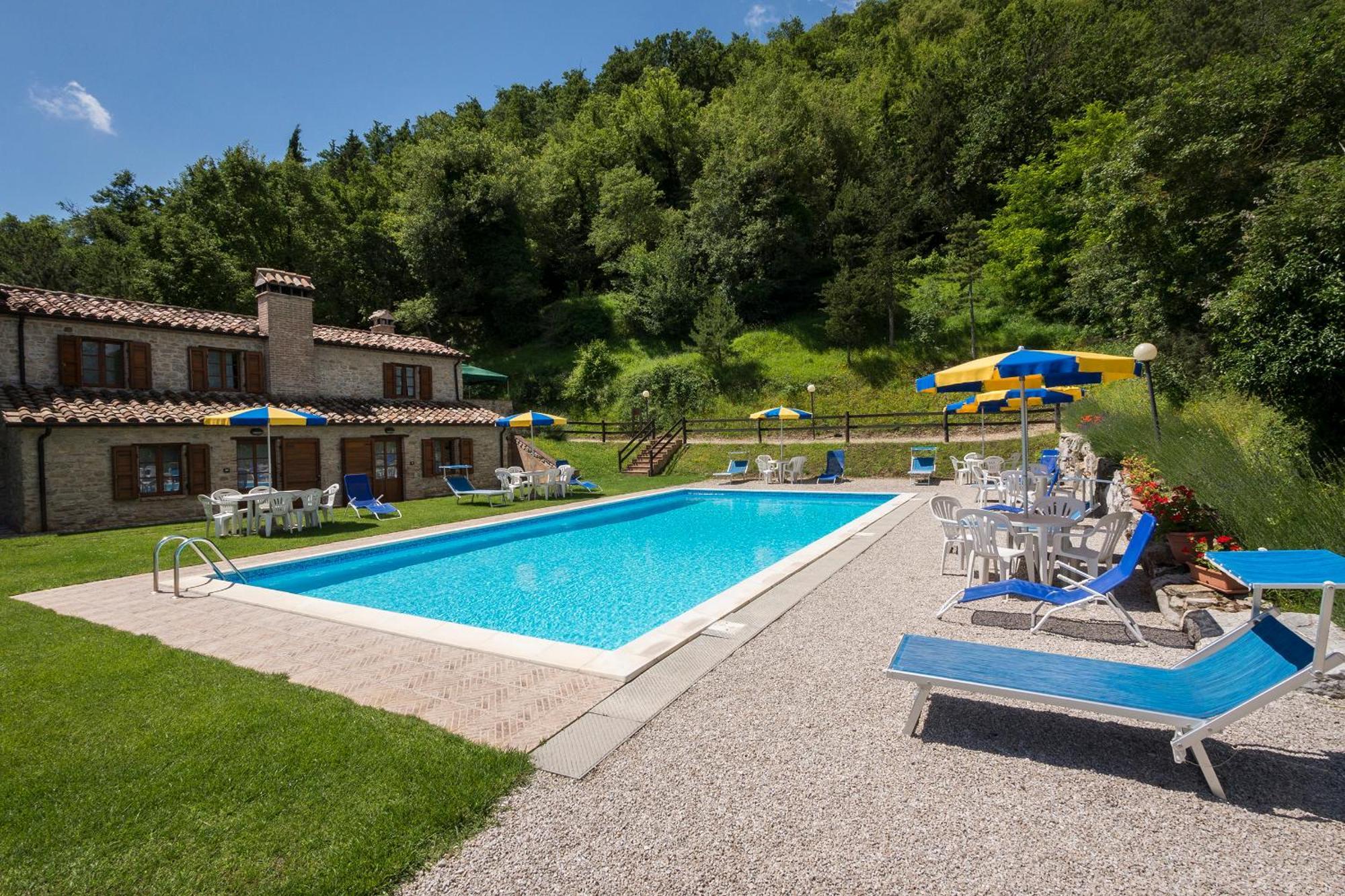 Agriturismo Monte Acuto 움베티드 외부 사진