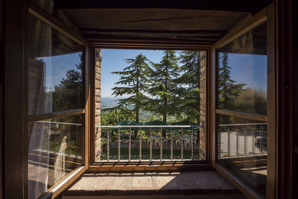 Agriturismo Monte Acuto 움베티드 외부 사진