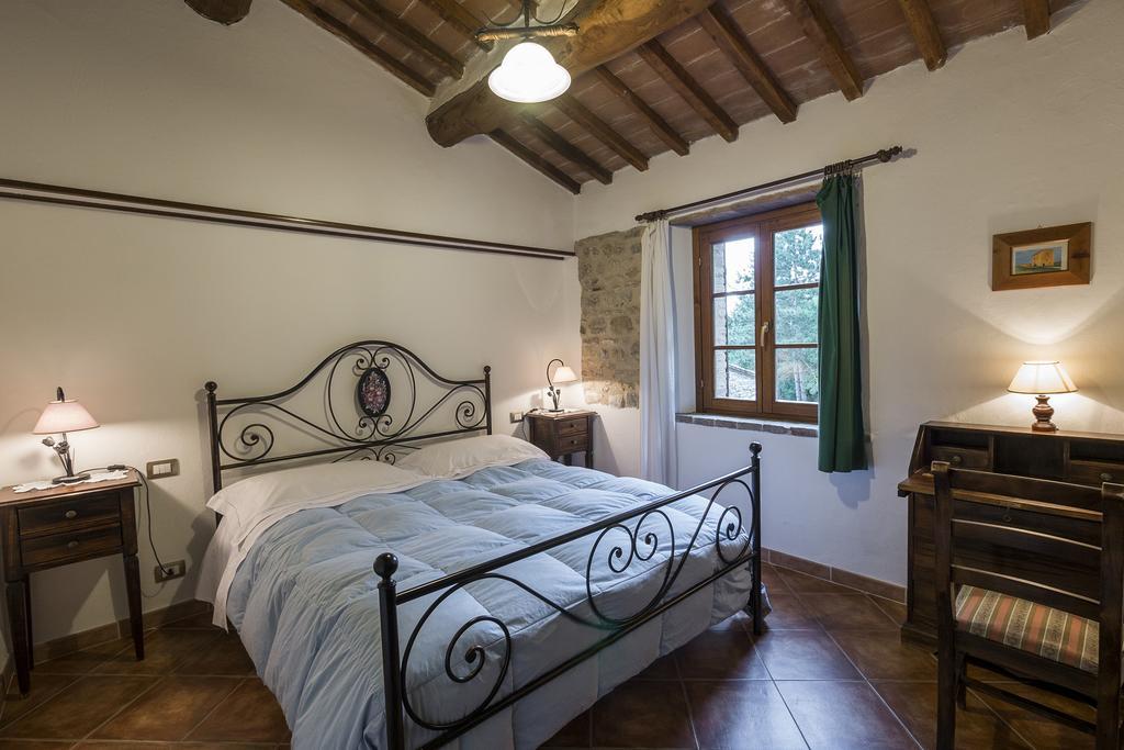 Agriturismo Monte Acuto 움베티드 객실 사진